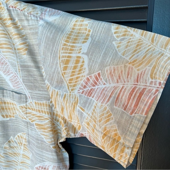 Cooke Street Honolulu Reverse Print Short Sleeve Button Down Shirt, Size 3XL - Picture 7 of 16